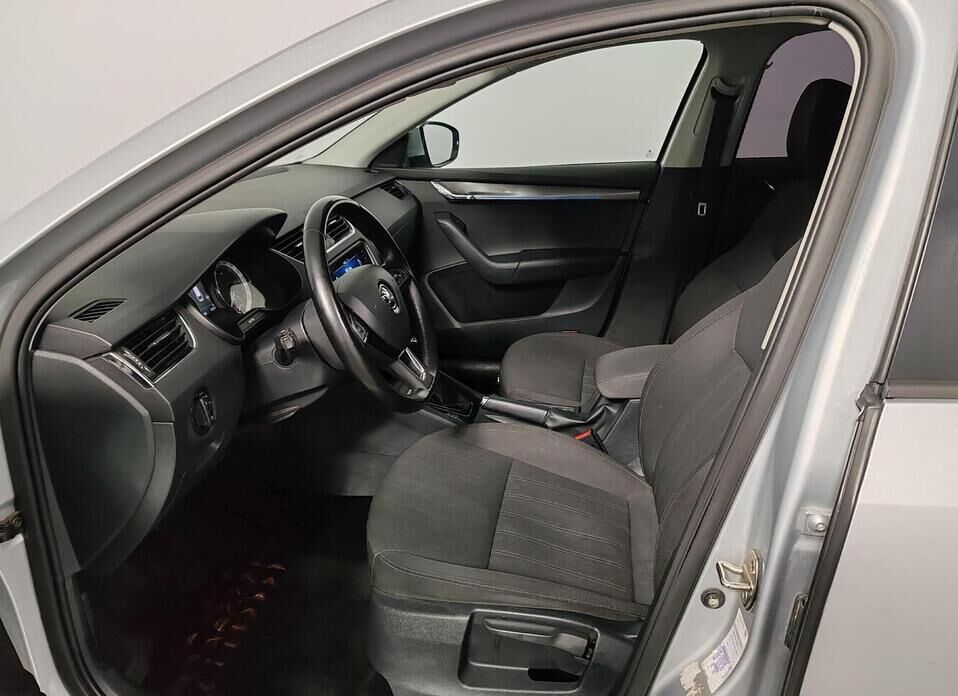 Skoda Octavia, III (A7) Рестайлинг 1.8 AMT (180 л.с.)