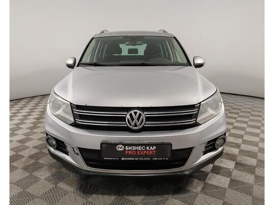 Volkswagen Tiguan, 2012&nbsp;г., 311&nbsp;430&nbsp;км
