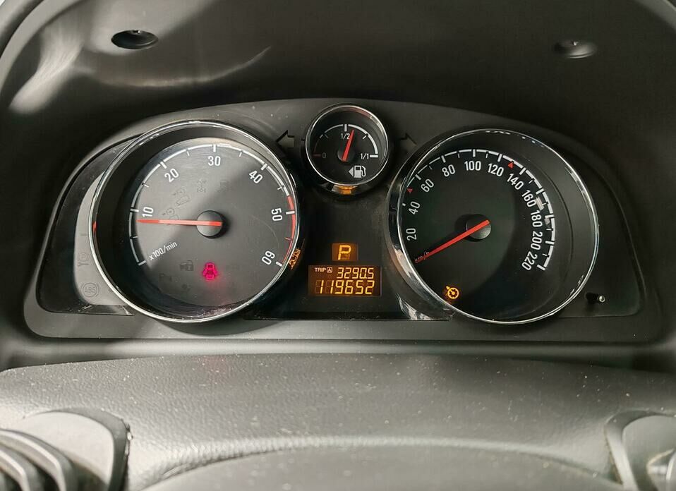 Opel Antara 2.2d AT (184 л.с.) 4WD