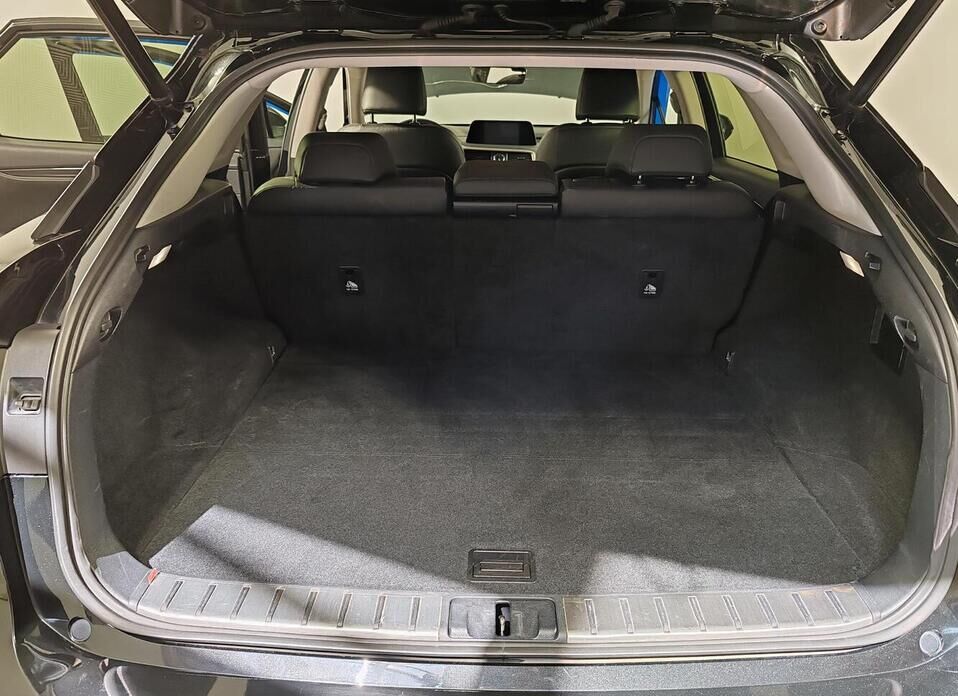 Lexus RX, IV Рестайлинг 300 2.0 AT (238 л.с.) 4WD
