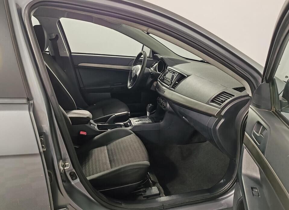 Mitsubishi Lancer, X Рестайлинг 1.6 AT (117 л.с.)