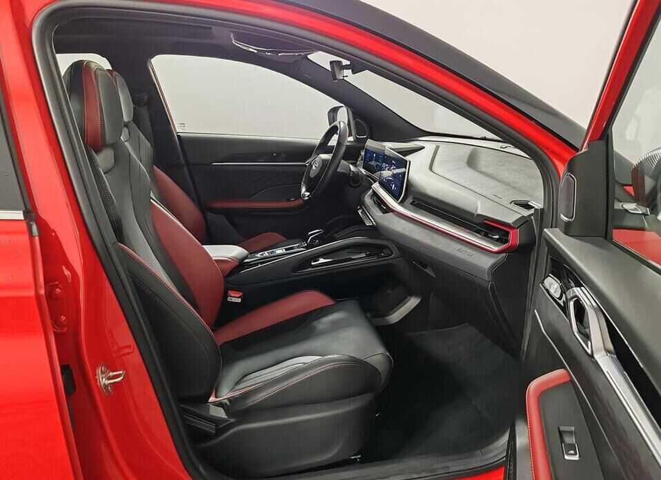 Geely Coolray, I Рестайлинг 1.5 AMT (147 л.с.)