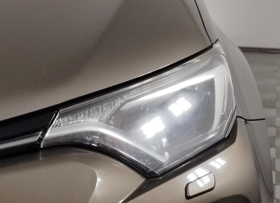 Toyota RAV4, IV (CA40) Рестайлинг 2.0 CVT (146 л.с.) 4WD