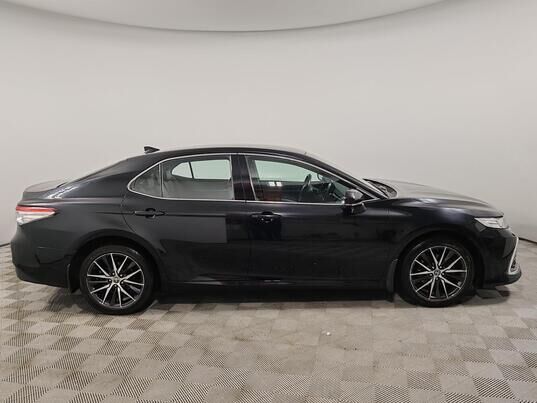 Toyota Camry, 2021 г., 45 132 км