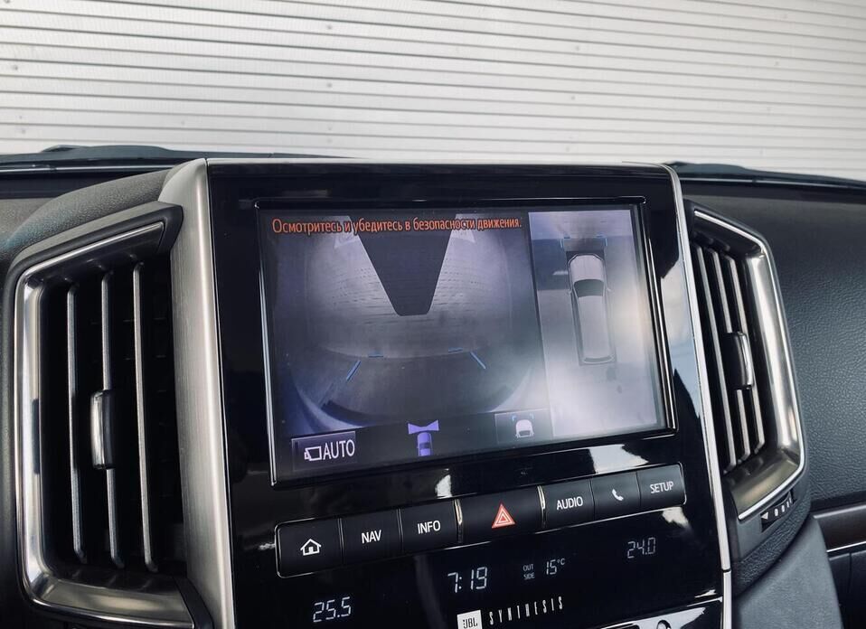 Toyota Land Cruiser, 200 Series Рестайлинг 2 4.5d AT (249 л.с.) 4WD