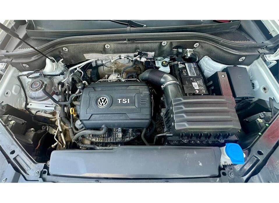 Volkswagen Teramont 2.0 AT (220 л.с.) 4WD
