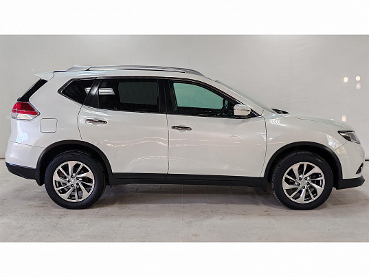 Nissan X-Trail, 2017 г., 106 532 км