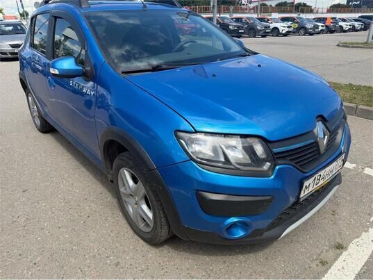 Renault Sandero, 2015&nbsp;г., 125&nbsp;809&nbsp;км