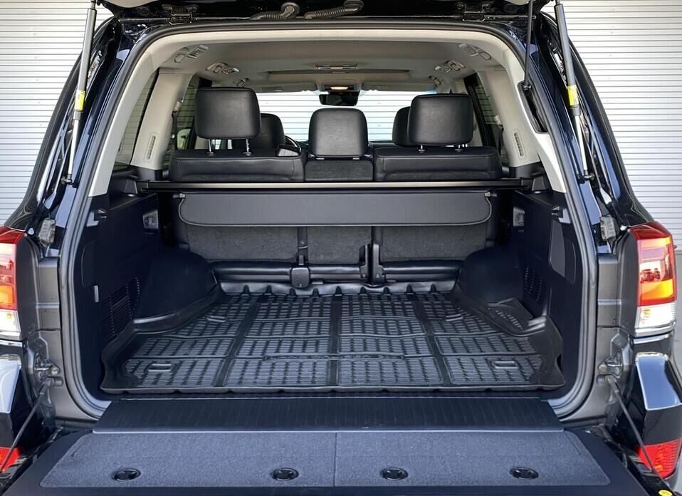 Toyota Land Cruiser, 200 Series Рестайлинг 2 4.5d AT (249 л.с.) 4WD
