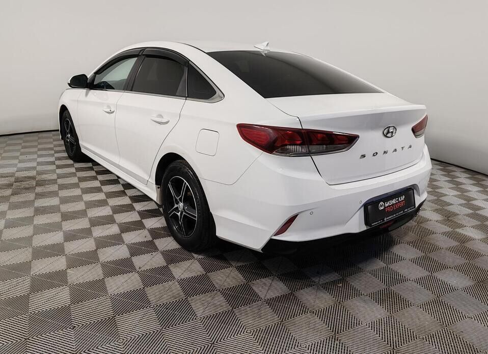 Hyundai Sonata, VII (LF) Рестайлинг 2.0 AT (150 л.с.)