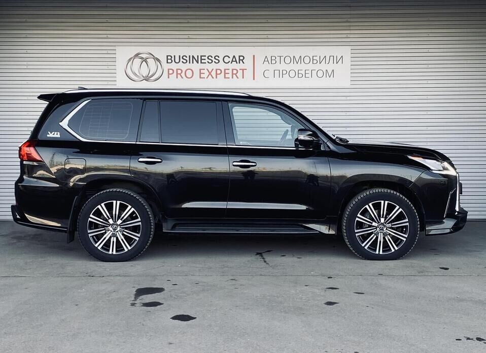 Lexus LX, III Рестайлинг 2 570 5.7 AT (367 л.с.) 4WD