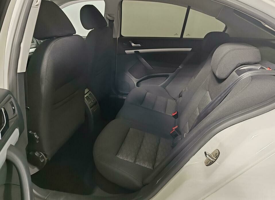 Skoda Octavia 1.8 AT (152 л.с.)